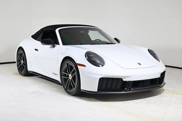 2026 Porsche 911 Carrera 4 GTS - 22966379 - 8