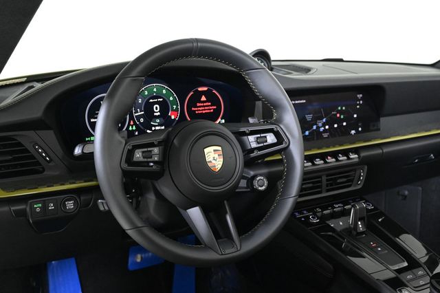 2026 Porsche 911 Carrera 4 GTS - 22982189 - 11