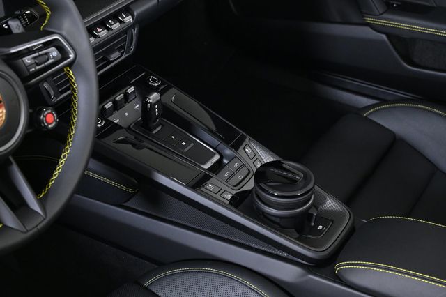 2026 Porsche 911 Carrera 4S - 22971318 - 14