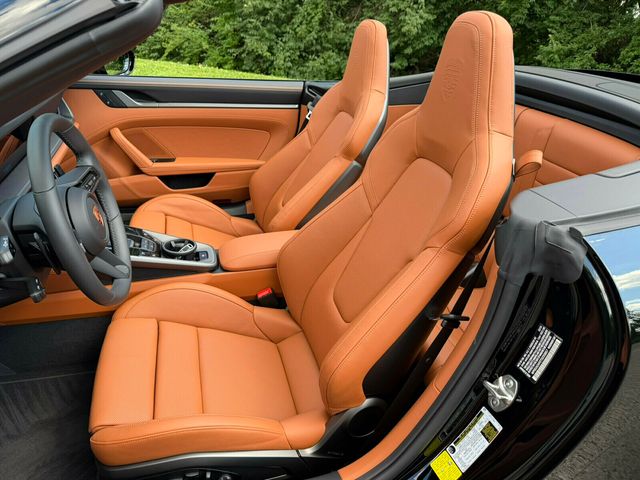 2026 Porsche 911 Carrera Cabriolet, RS Spyder Wheels, Sport Exhaust, Sport Chrono - 23041986 - 29