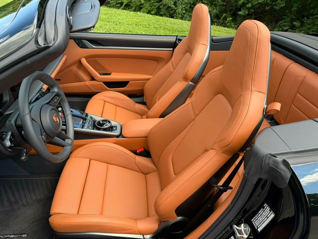 2026 Porsche 911 Carrera Cabriolet, RS Spyder Wheels, Sport Exhaust, Sport Chrono - 23041986 - 40