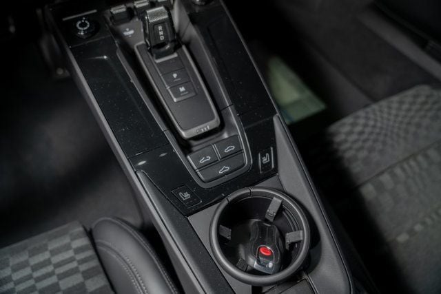 2026 Porsche 911 Carrera Coupe - 23008556 - 17