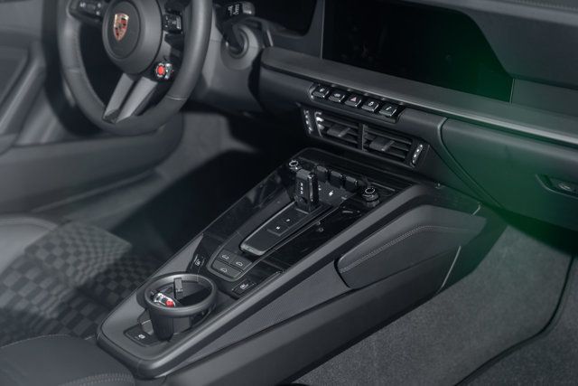 2026 Porsche 911 Carrera Coupe - 23008556 - 18