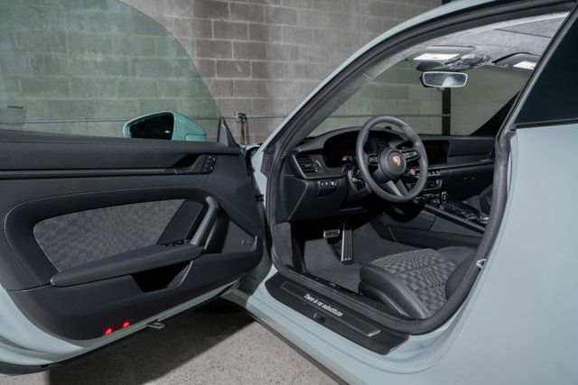 2026 Porsche 911 Carrera Coupe - 23008556 - 27