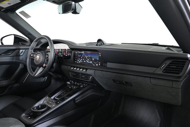 2026 Porsche 911 Carrera GTS - 22966379 - 16