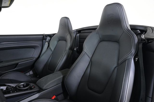 2026 Porsche 911 Carrera GTS - 22966379 - 4