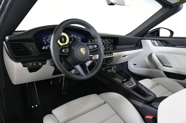 2026 Porsche 911 Carrera GTS - 23028077 - 11