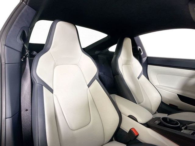 2026 Porsche 911 Carrera GTS - 23058415 - 17