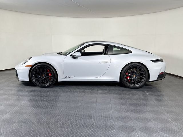 2026 Porsche 911 Carrera GTS - 23058415 - 1