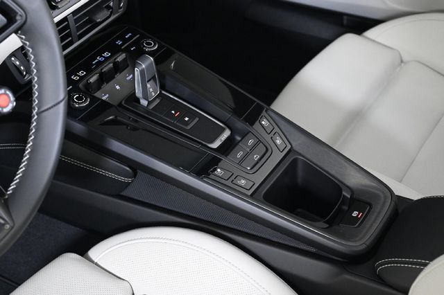 2026 Porsche 911 Carrera GTS - 23084558 - 15