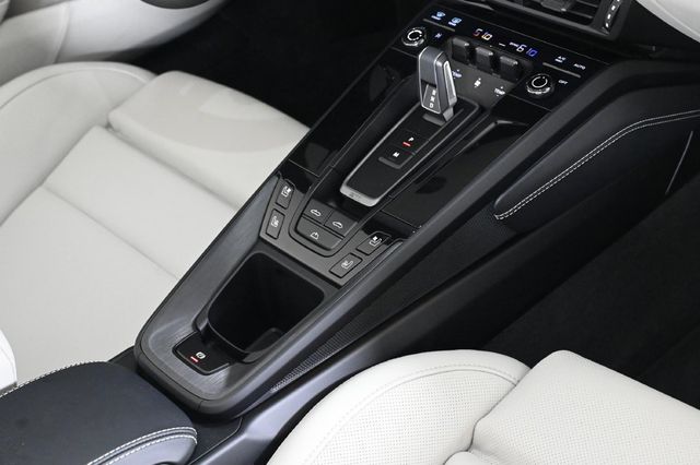 2026 Porsche 911 Carrera GTS - 23084558 - 30