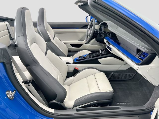 2026 Porsche 911 Carrera GTS Cabriolet - 23018992 - 25