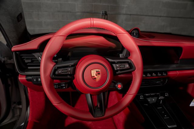 2026 Porsche 911 Carrera GTS Coupe - 23049083 - 24