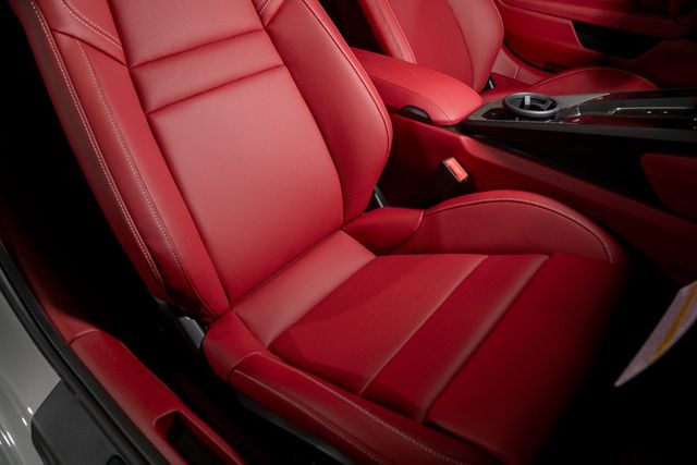 2026 Porsche 911 Carrera GTS Coupe - 23049083 - 37
