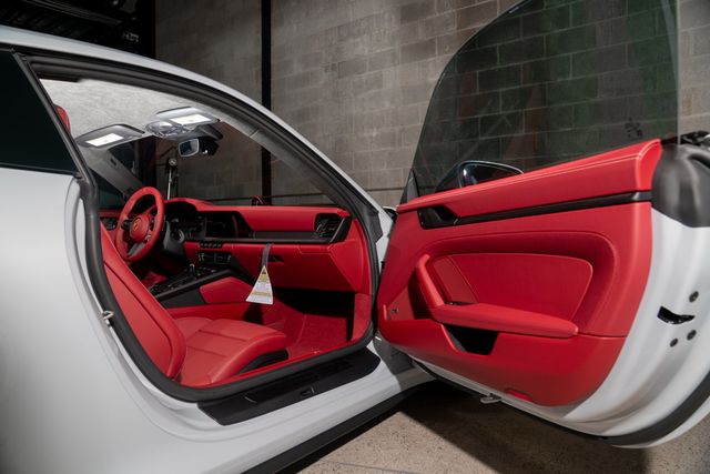 2026 Porsche 911 Carrera GTS Coupe - 23049083 - 38