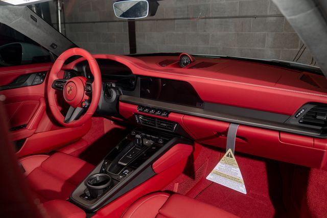 2026 Porsche 911 Carrera GTS Coupe - 23049083 - 41