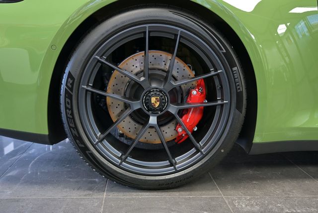 2026 Porsche 911 Carrera GTS Coupe - 22987541 - 19