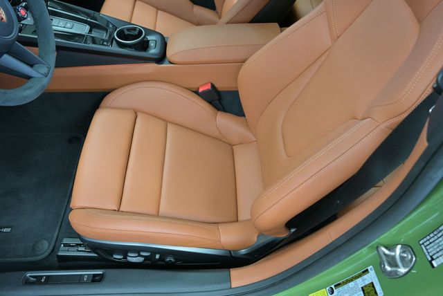 2026 Porsche 911 Carrera GTS Coupe - 22987541 - 27