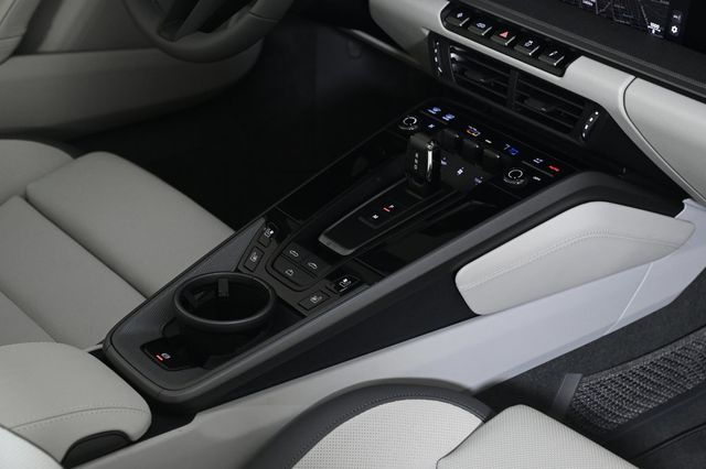 2026 Porsche 911 Carrera S - 22977543 - 23