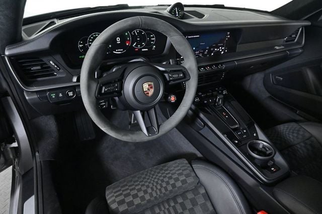 2026 Porsche 911 Carrera S - 23029389 - 3
