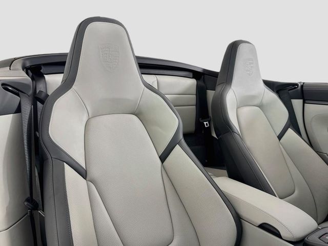 2026 Porsche 911 Carrera S - 23092095 - 17