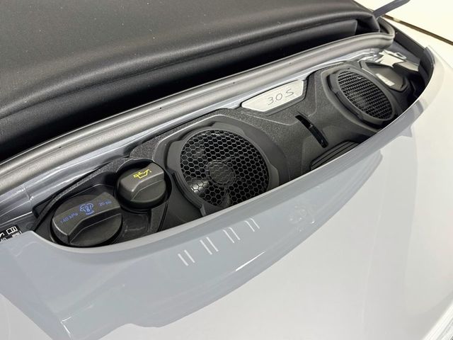 2026 Porsche 911 Carrera S - 23092095 - 31