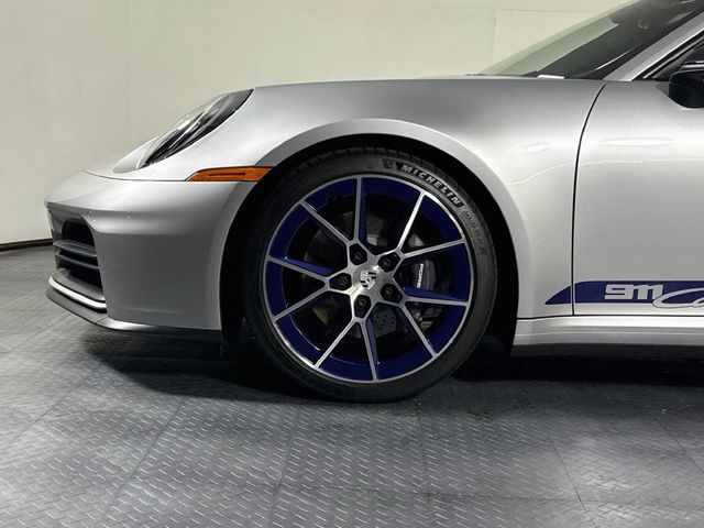 2026 Porsche 911 Carrera T - 23086114 - 24