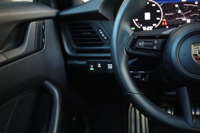 2026 Porsche 911 Carrera T - 23065376 - 35