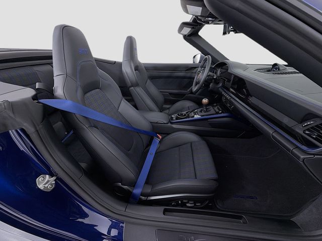 2026 Porsche 911 Carrera T Cabriolet - 23020911 - 26