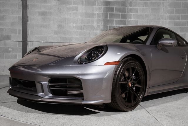 2026 Porsche 911 Carrera T Coupe - 23054096 - 4