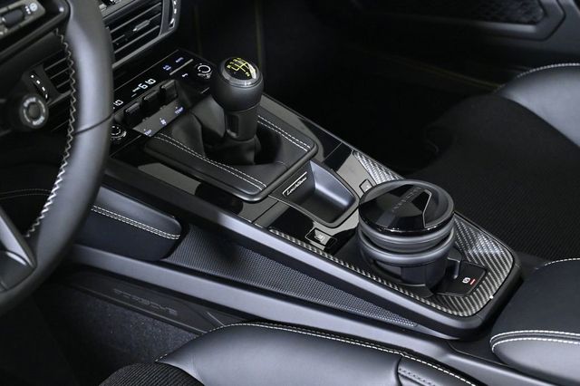 2026 Porsche 911 GT3 - 22950115 - 14