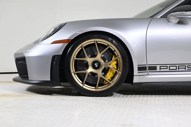 2026 Porsche 911 GT3 - 22950115 - 39