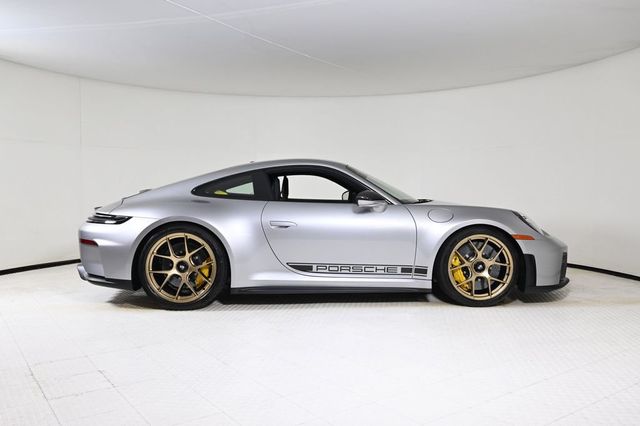2026 Porsche 911 GT3 - 22950115 - 7