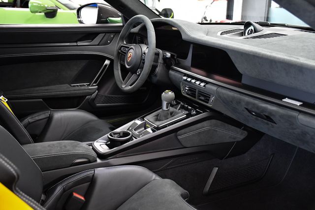 2026 Porsche 911 GT3 Coupe - 23035608 - 39