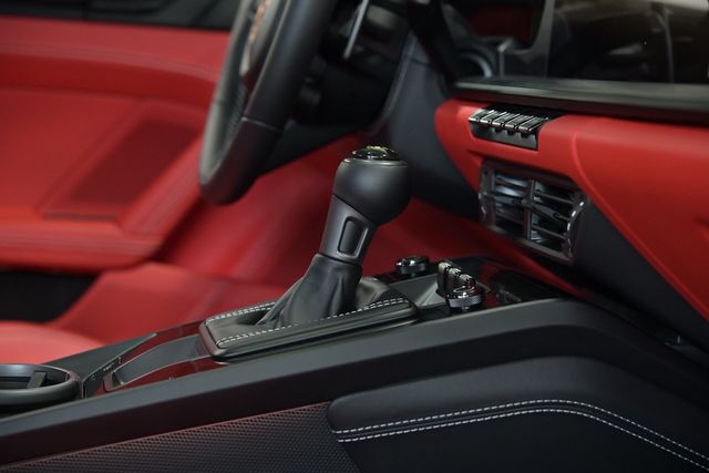 2026 Porsche 911 GT3 Coupe w/Touring Package - 23093867 - 32