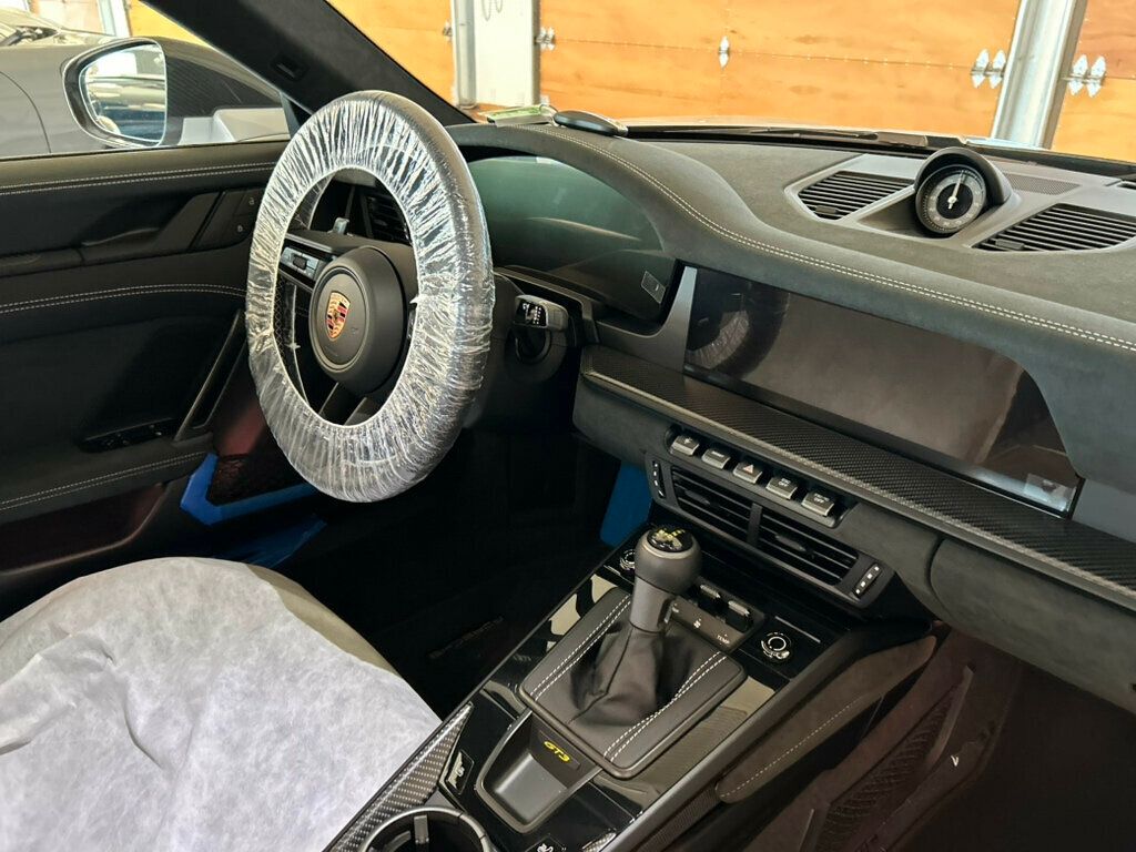 2026 Porsche 911 GT3 Weissach - 23011048 - 22