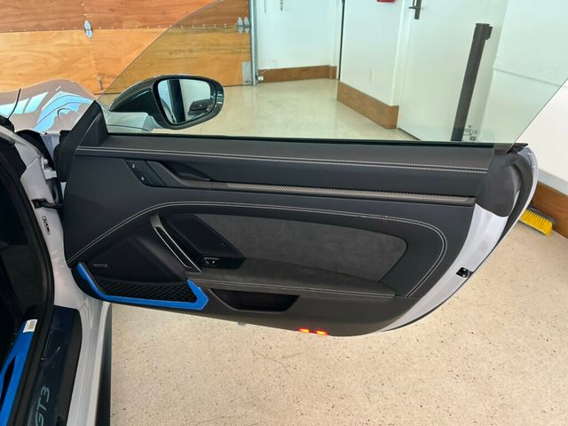 2026 Porsche 911 GT3 Weissach - 23011048 - 24