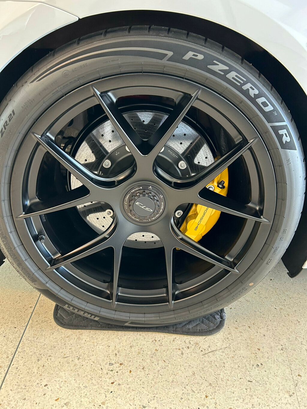 2026 Porsche 911 GT3 Weissach - 23011048 - 25