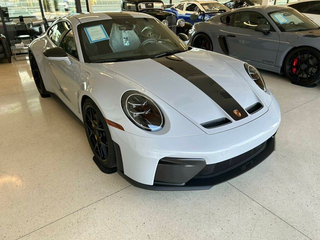 2026 Porsche 911 GT3 Weissach - 23011048 - 5