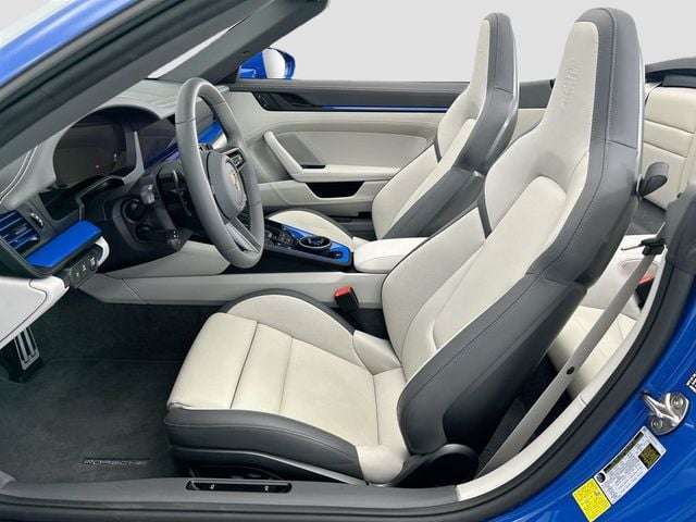 2026 Porsche 911 Spirit 70 Cabriolet - 23018992 - 24