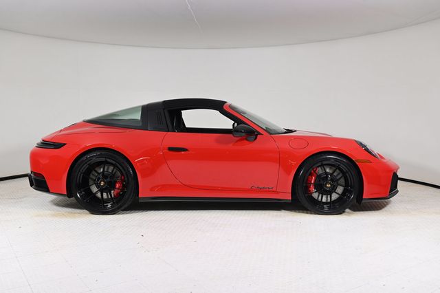 2026 Porsche 911 Targa 4 GTS - 22913775 - 7