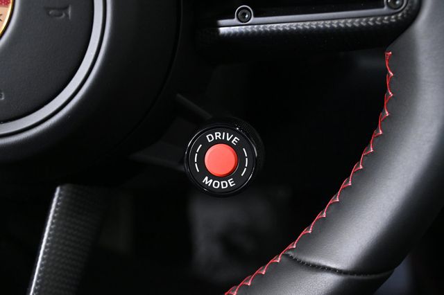 2026 Porsche 911 Targa 4 GTS - 23001634 - 23