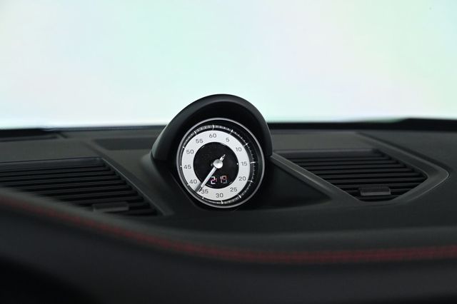 2026 Porsche 911 Targa 4 GTS - 23001634 - 24
