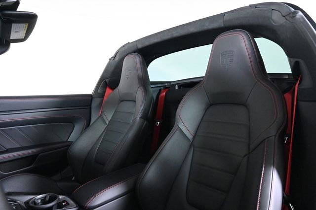 2026 Porsche 911 Targa 4 GTS - 23001634 - 4