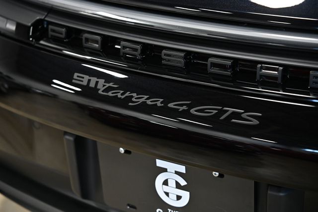 2026 Porsche 911 Targa 4 GTS - 22980345 - 13