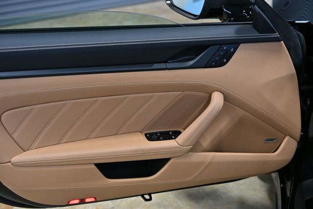 2026 Porsche 911 Targa 4 GTS - 22980345 - 24