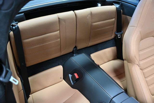 2026 Porsche 911 Targa 4 GTS - 22980345 - 35