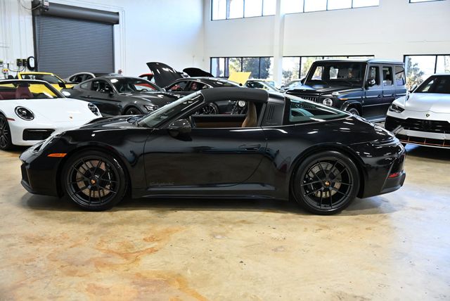 2026 Porsche 911 Targa 4 GTS - 22980345 - 7
