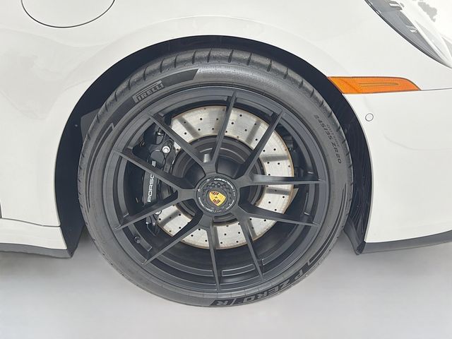 2026 Porsche 911 Targa 4 GTS - 23042601 - 38