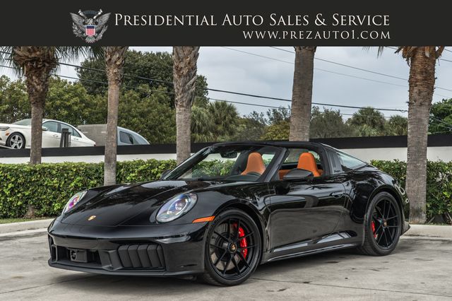 2026 Porsche 911 Targa 4 GTS - 22976267 - 0